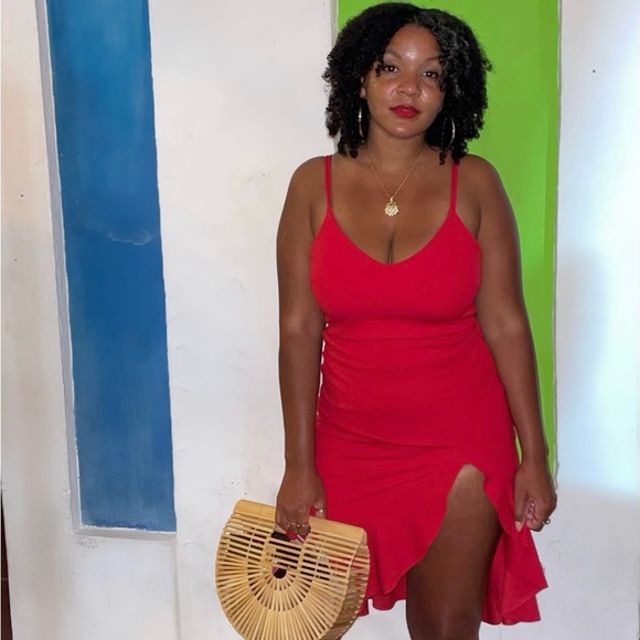 Boohoo Red Dress w/ Slit US: Size 8 in Great Condition - Picture 2 of 5